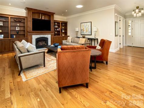 75 Chauncey Circle Asheville NC 28803