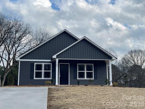 163 W Pine Street Norwood NC 28128