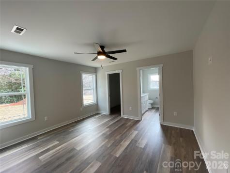 163 W Pine Street Norwood NC 28128