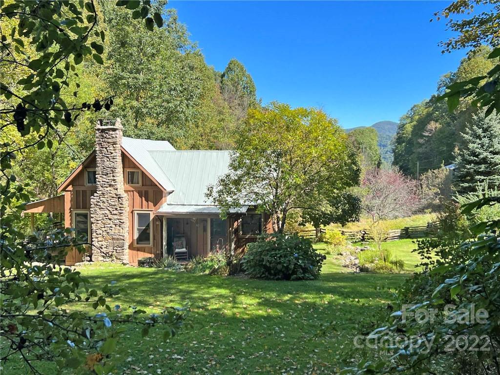 967 Woody Farm Road Hot Springs NC 28743