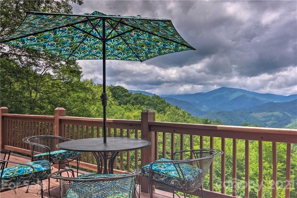 595 Little Squirrel Creek Road Newland NC 28657
