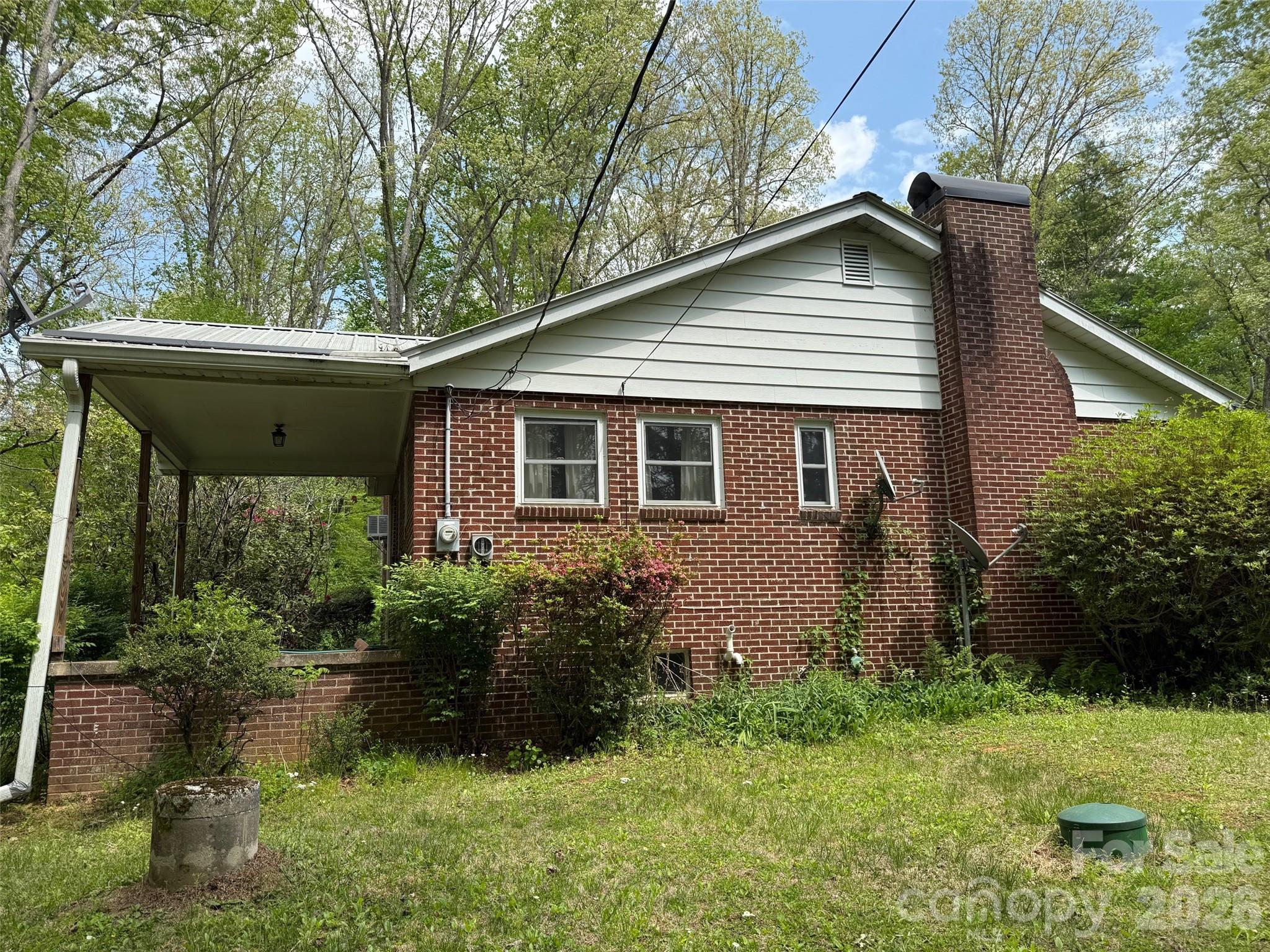 207 Ewbank Road Etowah NC 28729