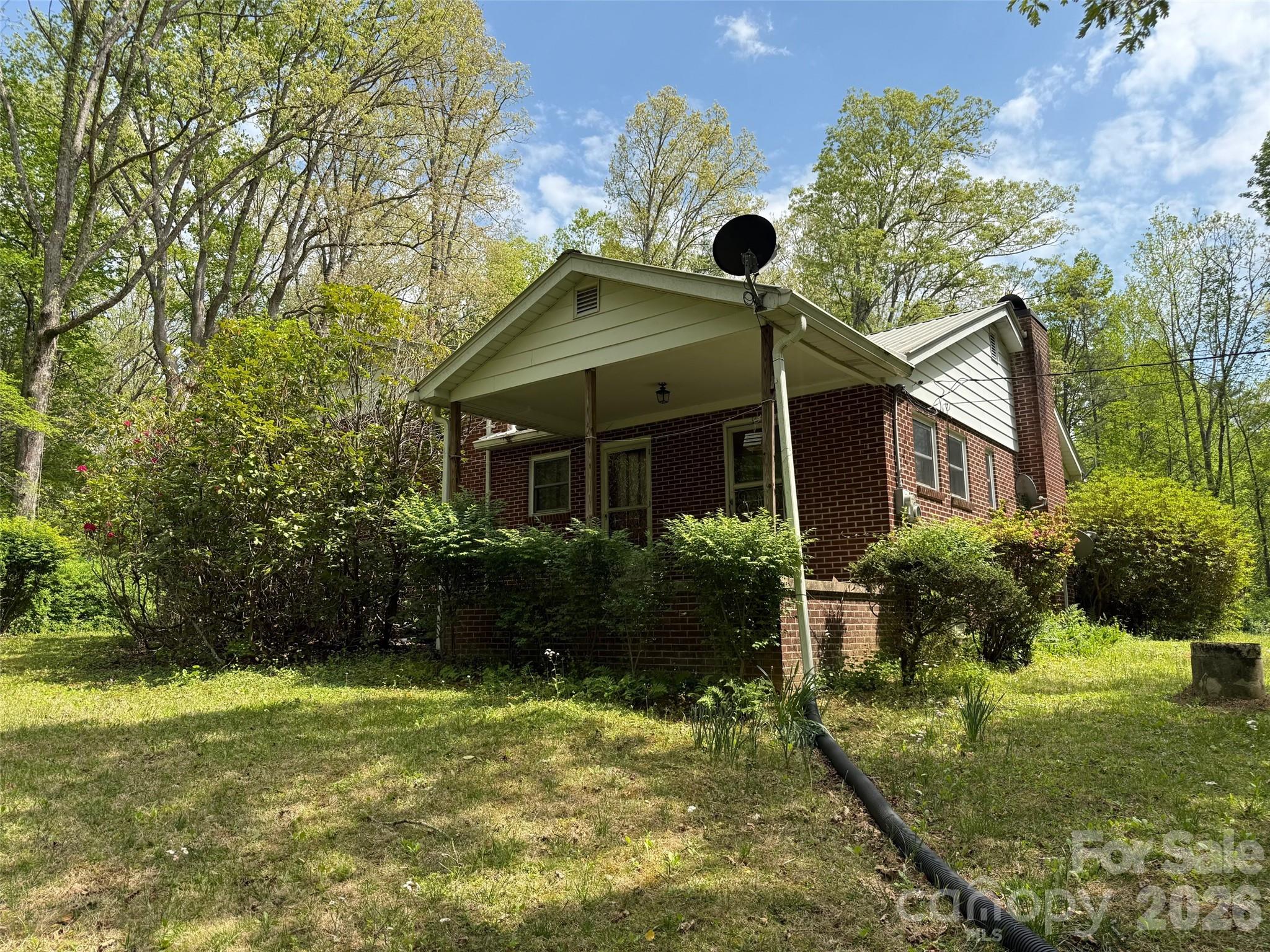 207 Ewbank Road Etowah NC 28729