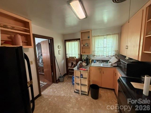 207 Ewbank Road Etowah NC 28729