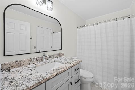 10 Orchard Place Weaverville NC 28787
