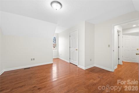 10 Orchard Place Weaverville NC 28787