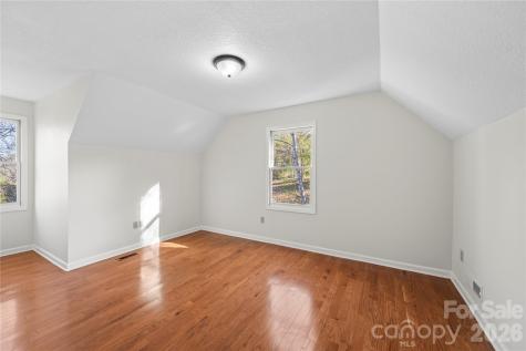 10 Orchard Place Weaverville NC 28787