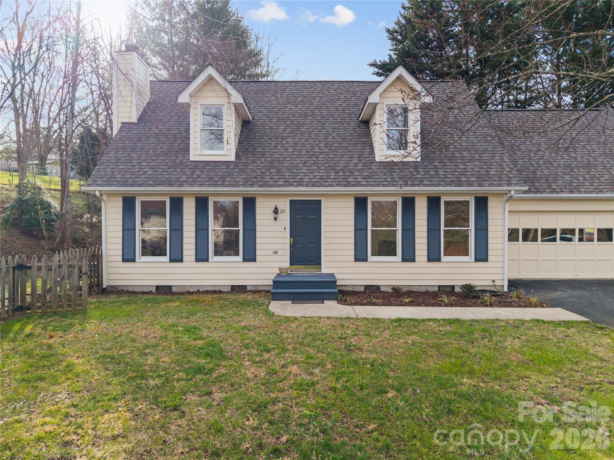 10 Orchard Place Weaverville NC 28787