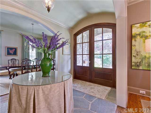 138 Altondale Avenue Charlotte NC 28207