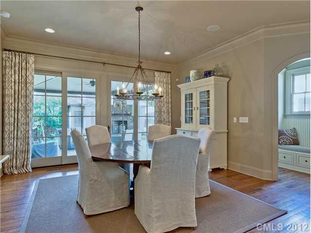 138 Altondale Avenue Charlotte NC 28207