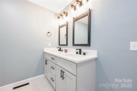 203 Ewing Drive Belmont NC 28012