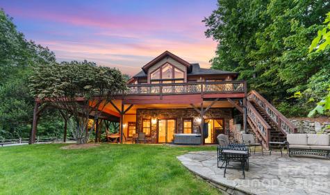 300 Falls View Drive Lake Toxaway NC 28774