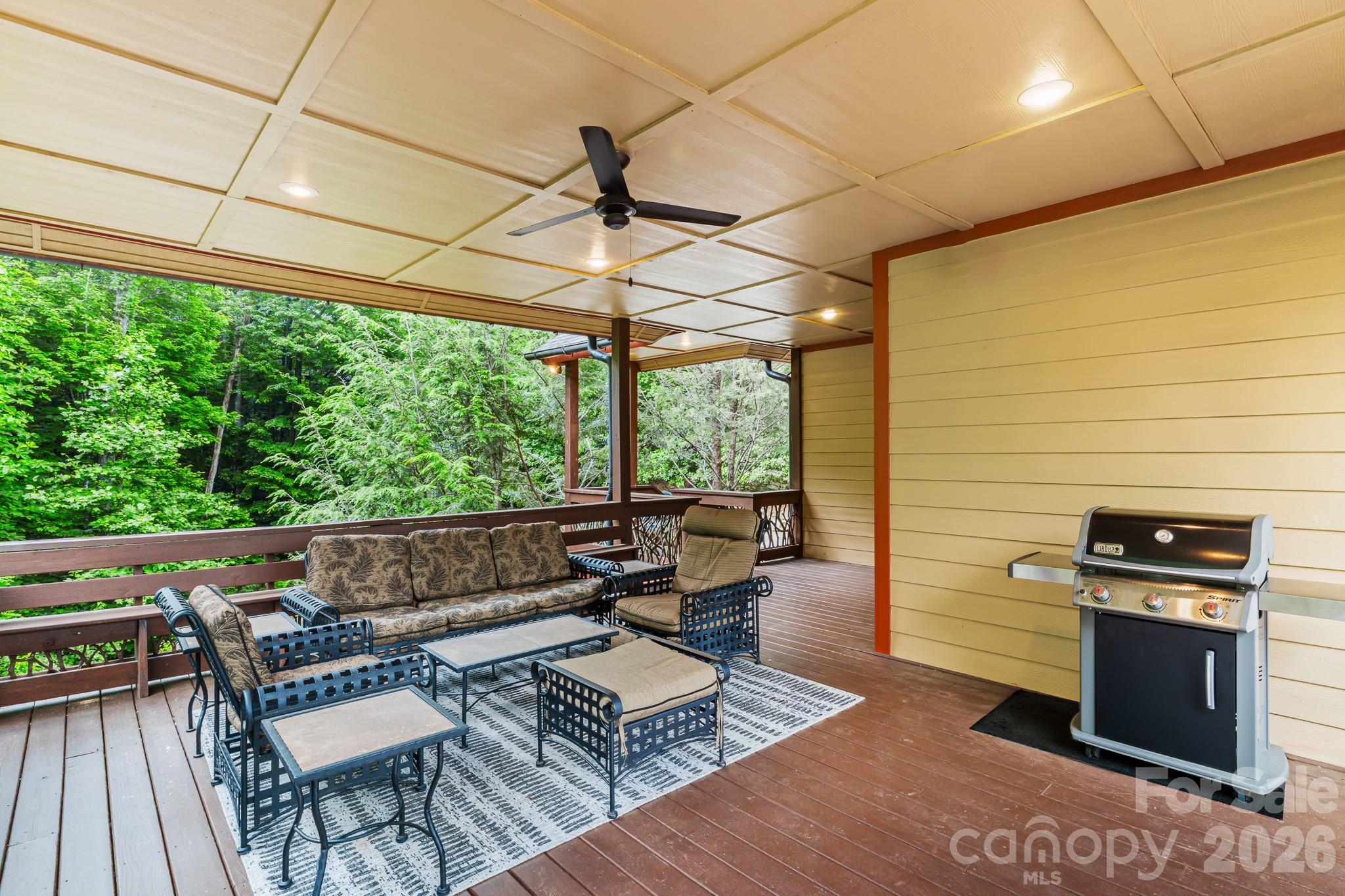 300 Falls View Drive Lake Toxaway NC 28774