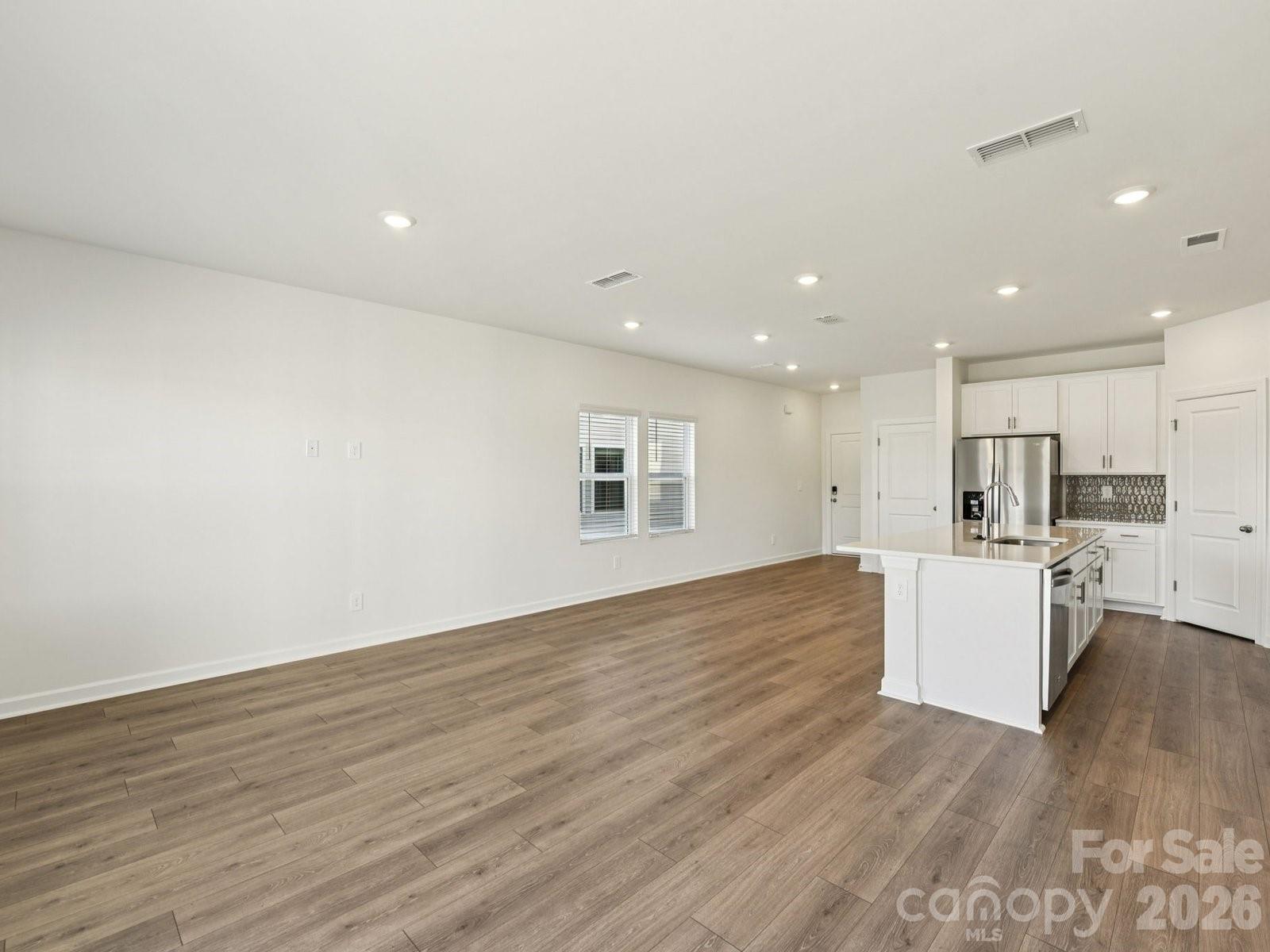 9005 Foggy Brook Loop Charlotte NC 28216