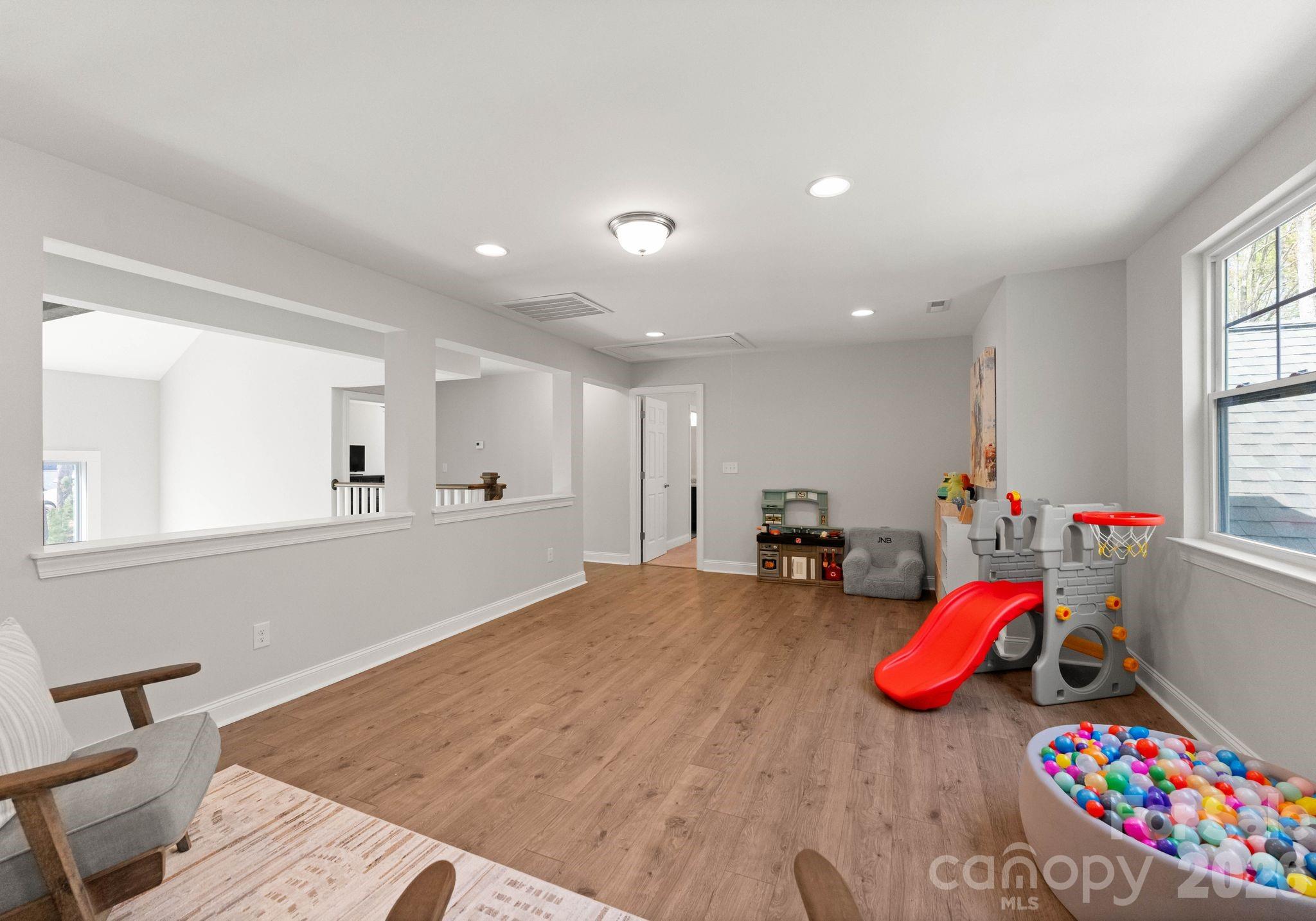 13701 Petworth Court Charlotte NC 28278