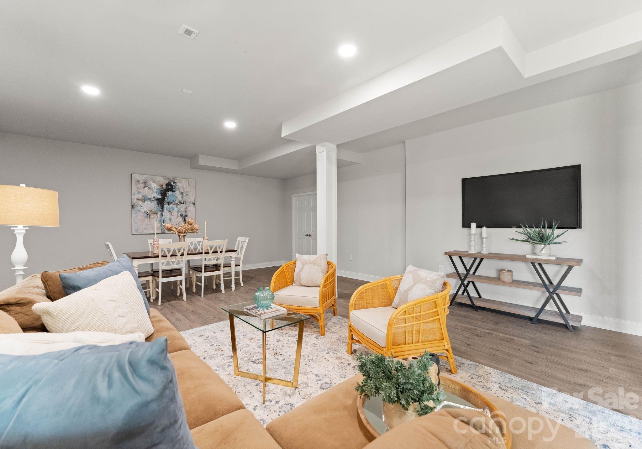 13701 Petworth Court Charlotte NC 28278