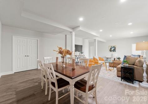 13701 Petworth Court Charlotte NC 28278