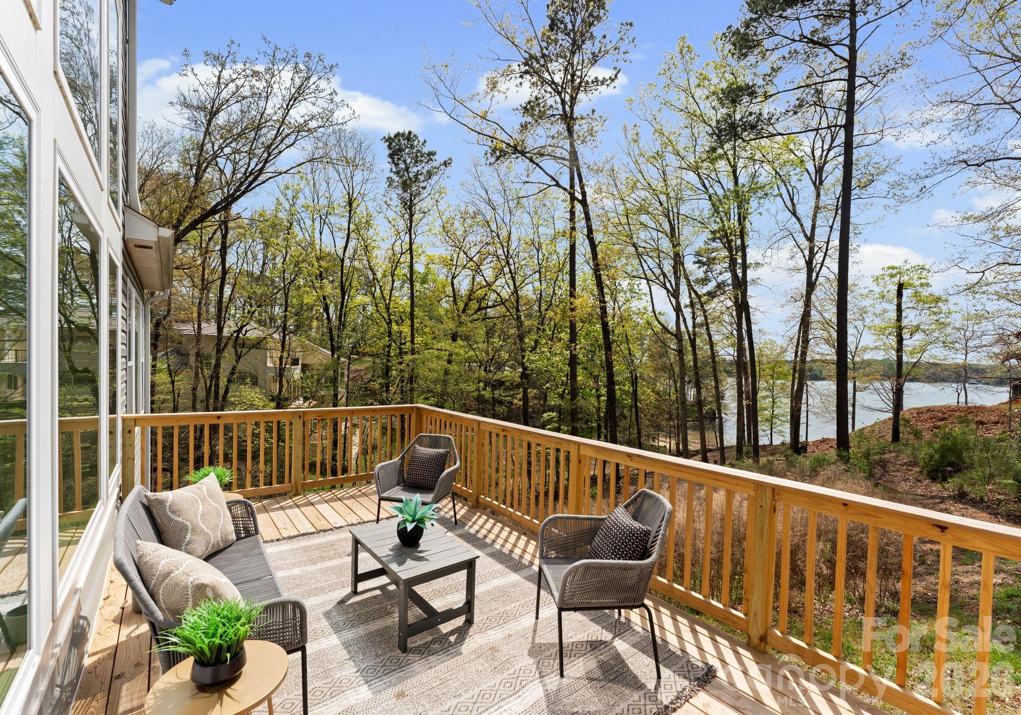 13701 Petworth Court Charlotte NC 28278