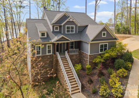 13701 Petworth Court Charlotte NC 28278