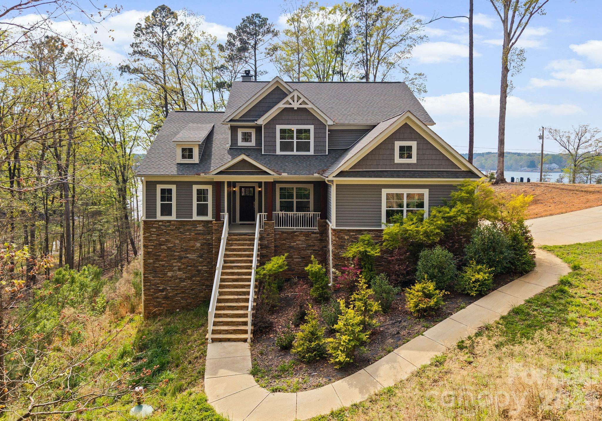 13701 Petworth Court Charlotte NC 28278