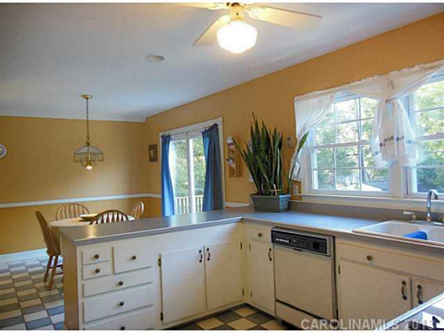 5900 Charing Place Charlotte NC 28211