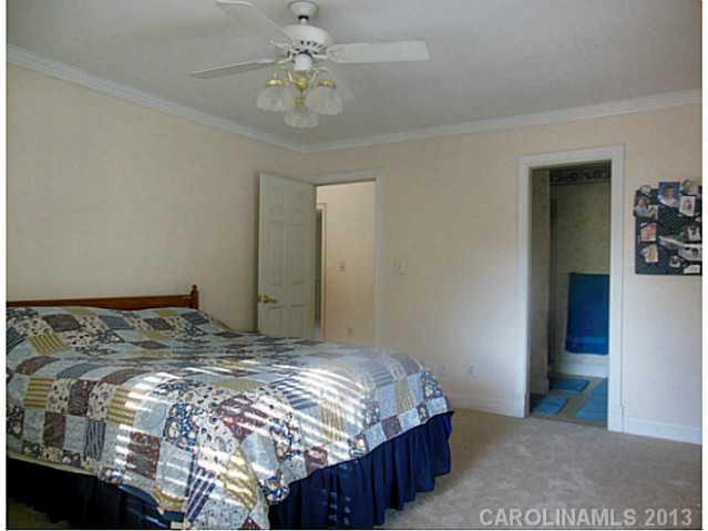 5900 Charing Place Charlotte NC 28211