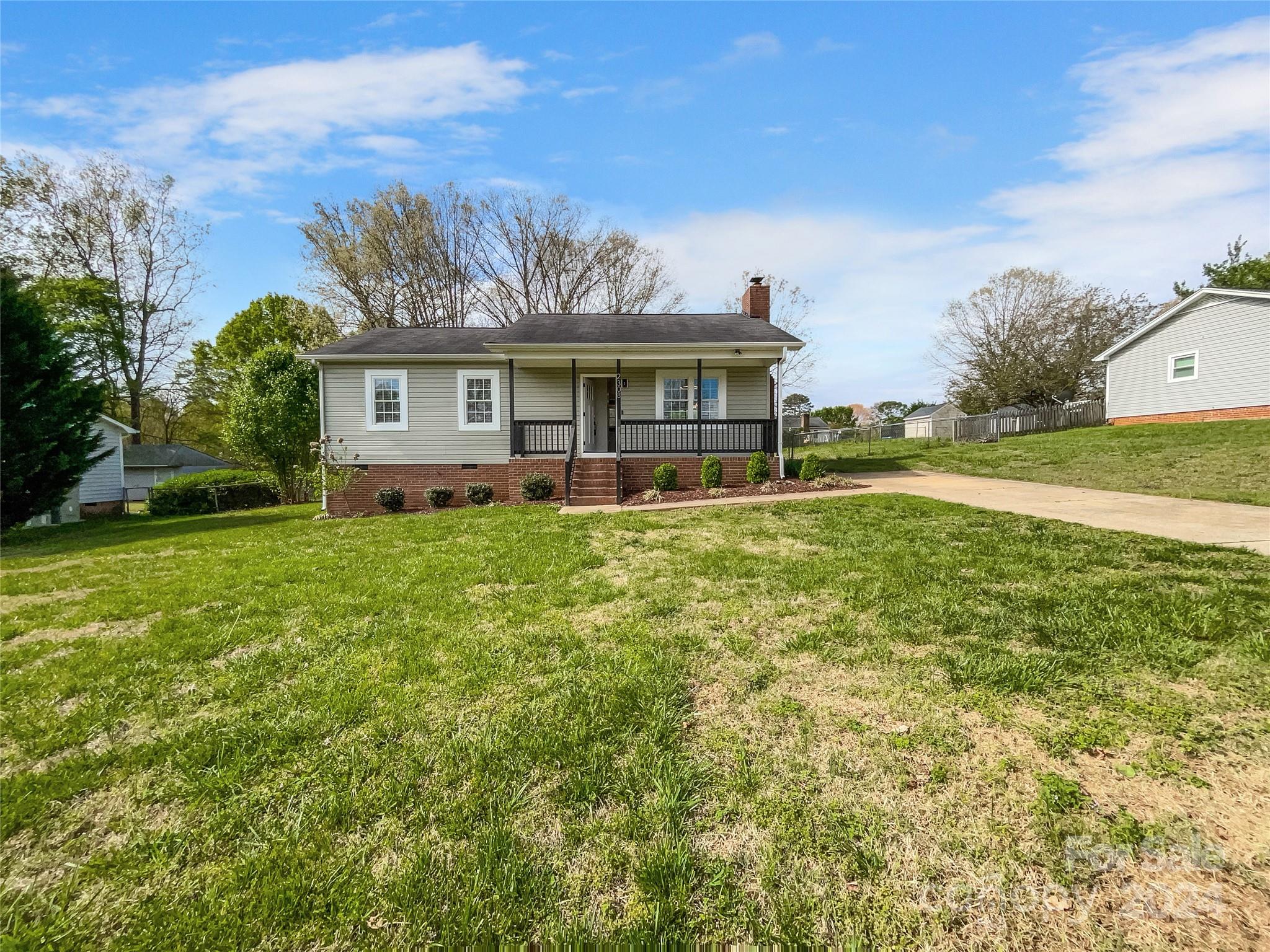 2308 Woodfield Circle Gastonia NC 28056