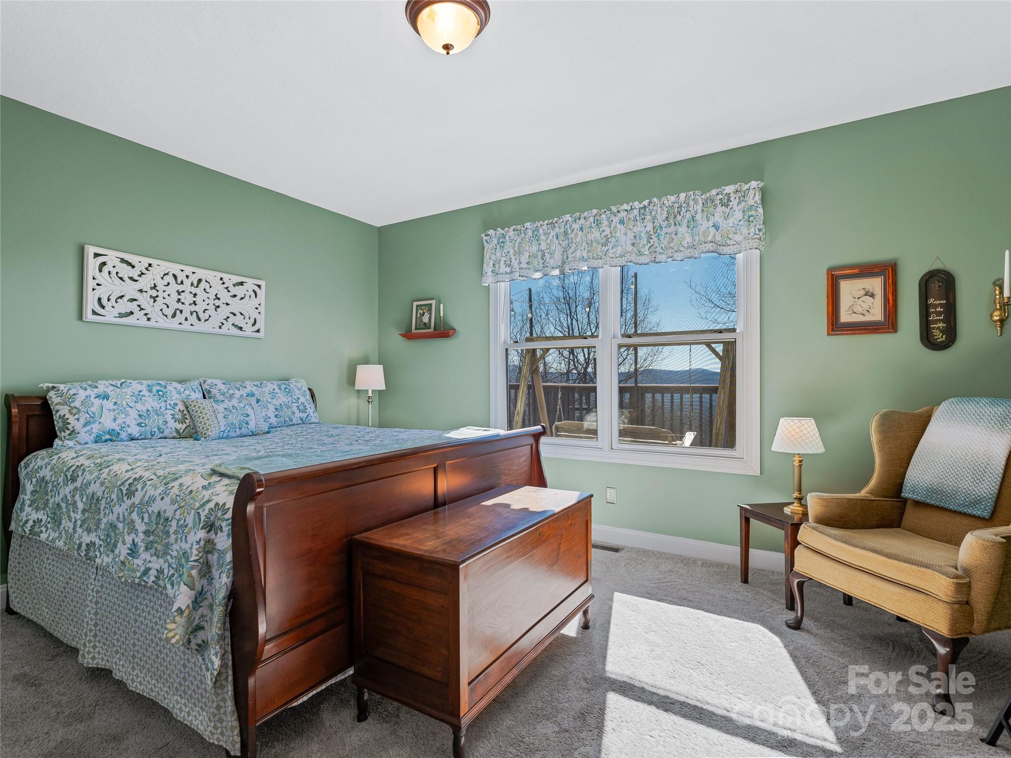 288 Hawks Point Drive Zirconia NC 28790