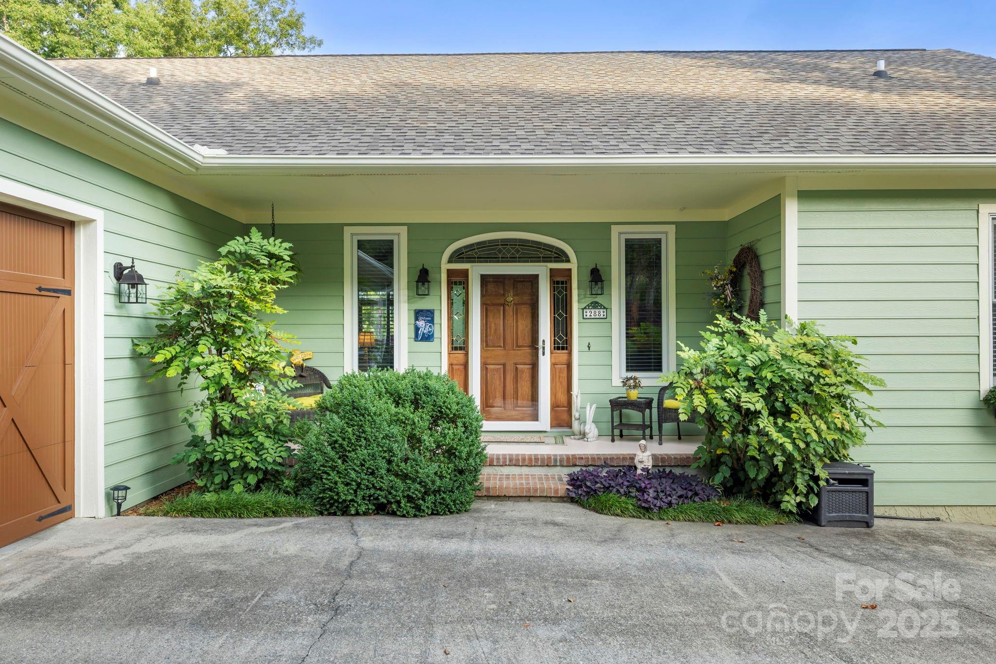 288 Hawks Point Drive Zirconia NC 28790