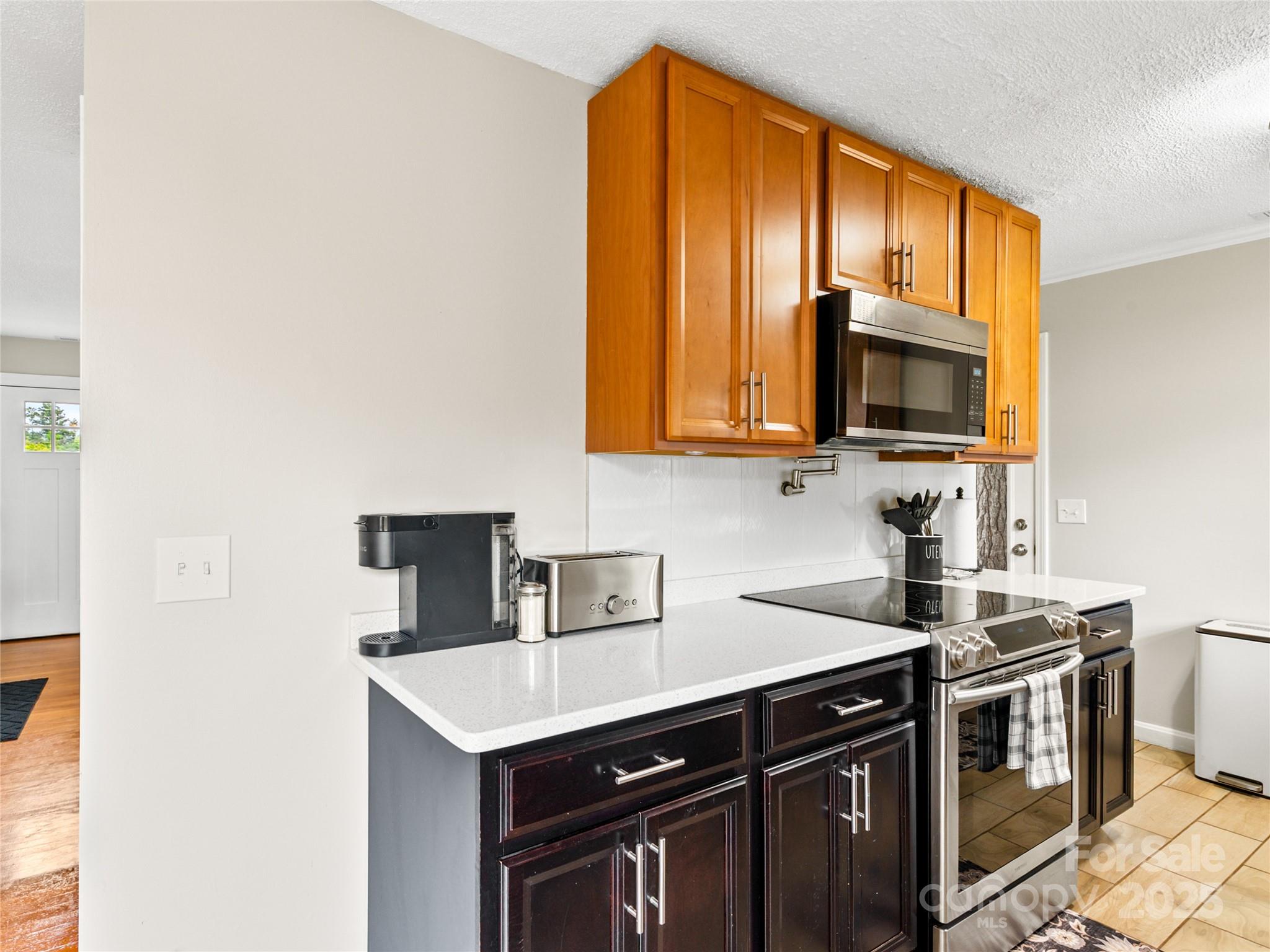 11 Oakley Dogwood Drive Asheville NC 28803