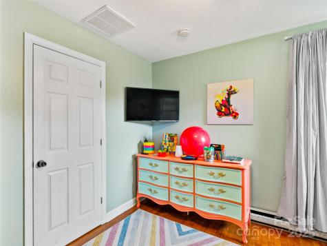 11 Oakley Dogwood Drive Asheville NC 28803