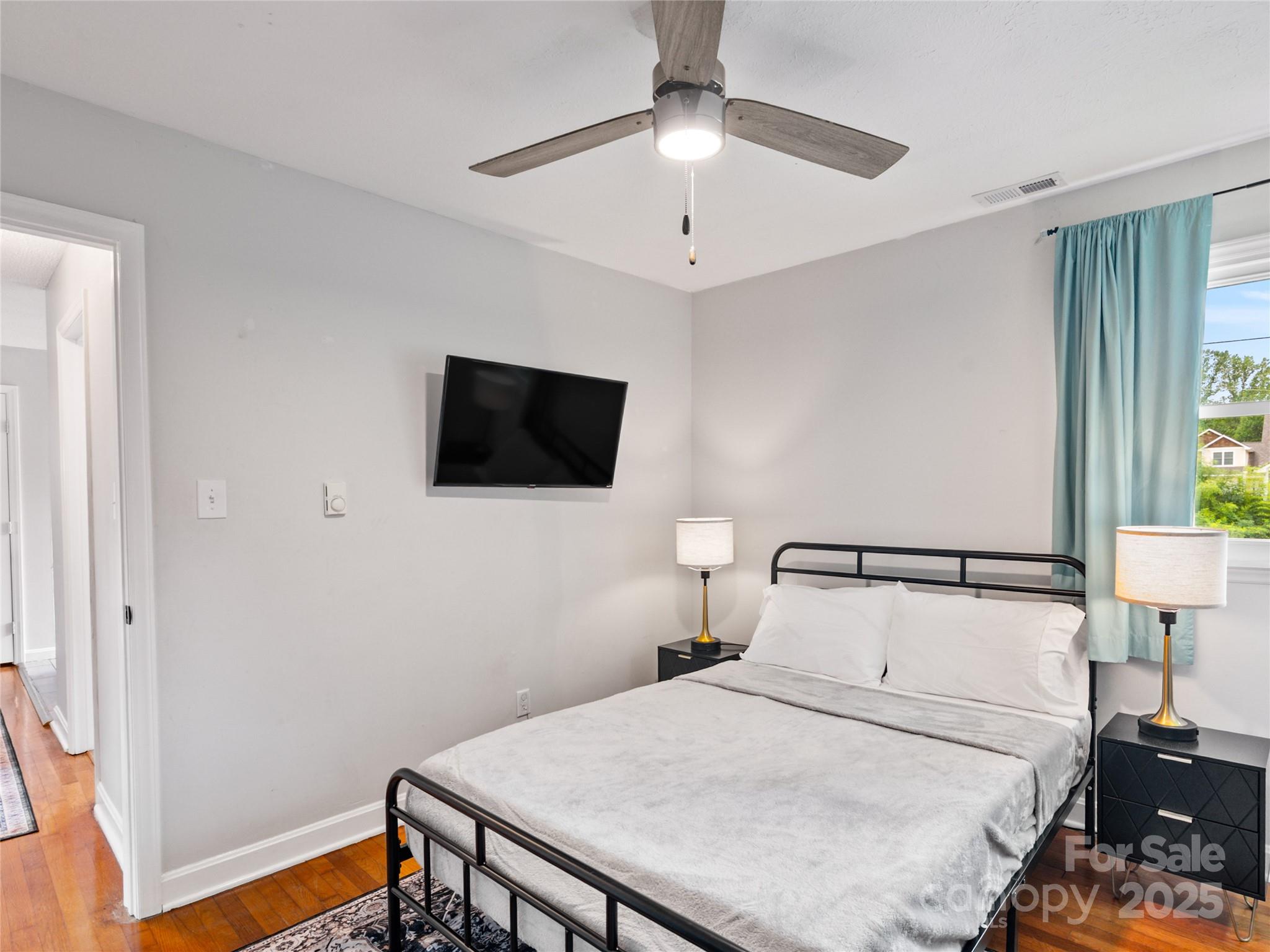 11 Oakley Dogwood Drive Asheville NC 28803