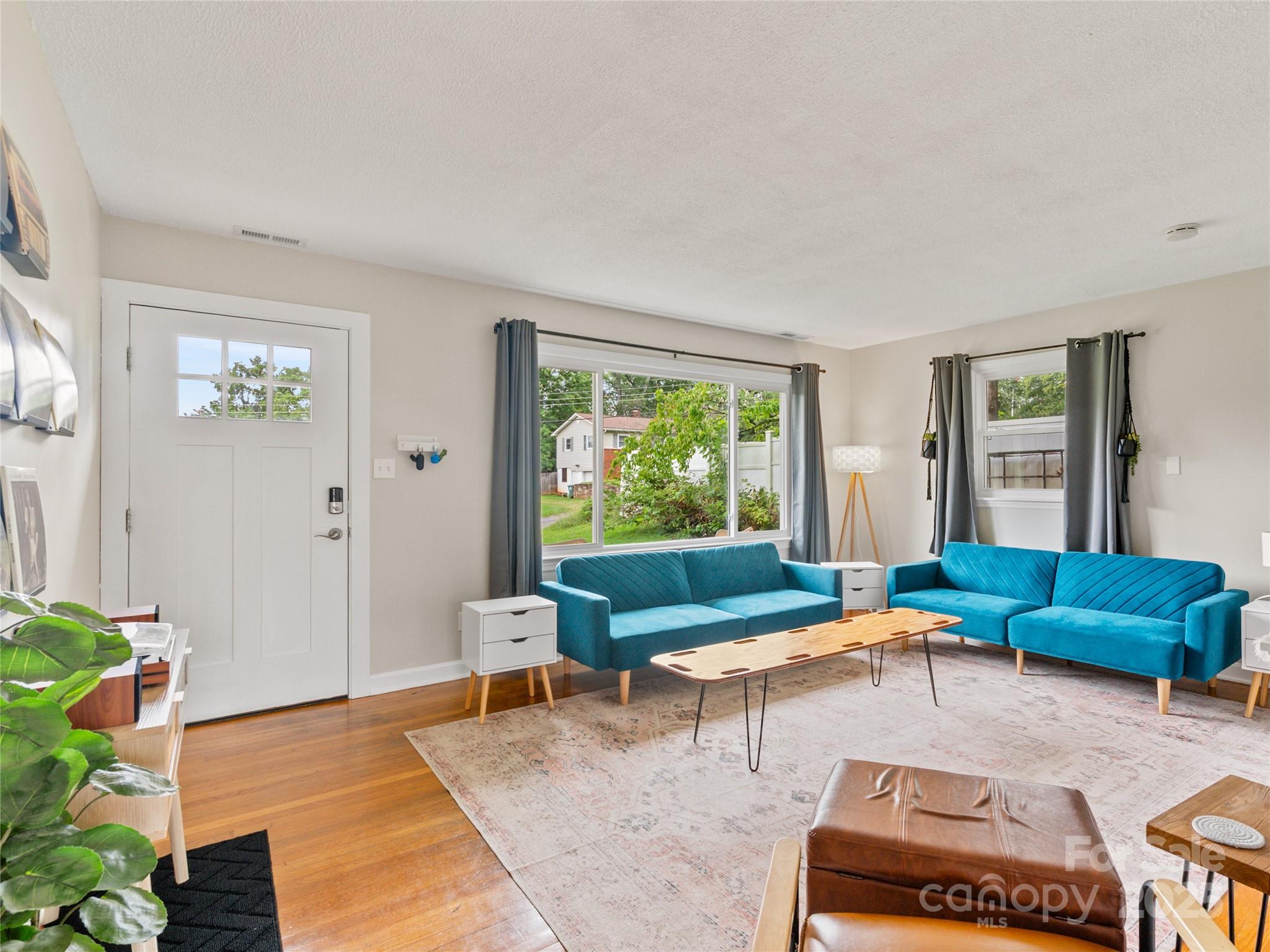 11 Oakley Dogwood Drive Asheville NC 28803