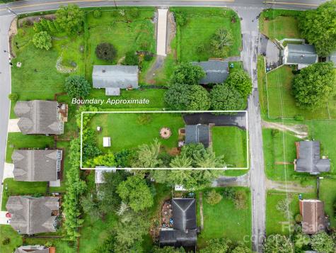 11 Oakley Dogwood Drive Asheville NC 28803