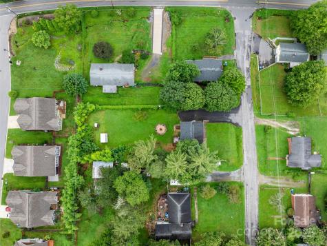 11 Oakley Dogwood Drive Asheville NC 28803