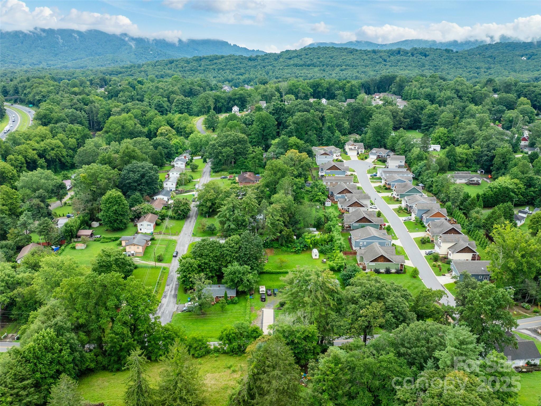 11 Oakley Dogwood Drive Asheville NC 28803