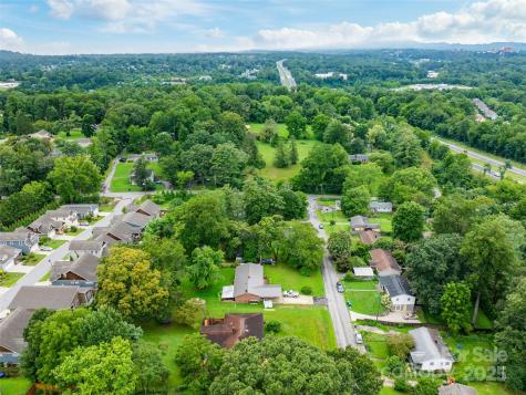 11 Oakley Dogwood Drive Asheville NC 28803