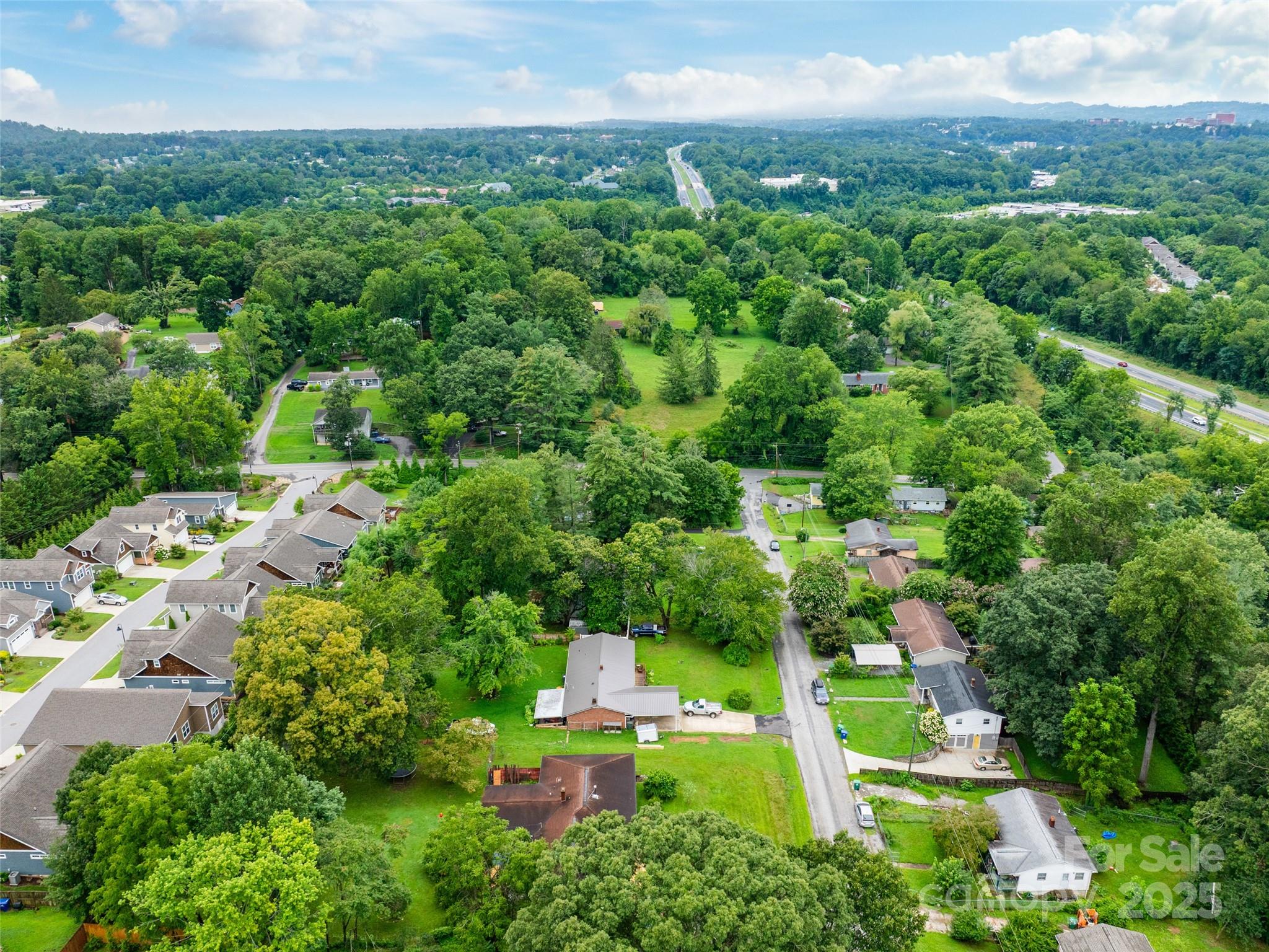 11 Oakley Dogwood Drive Asheville NC 28803