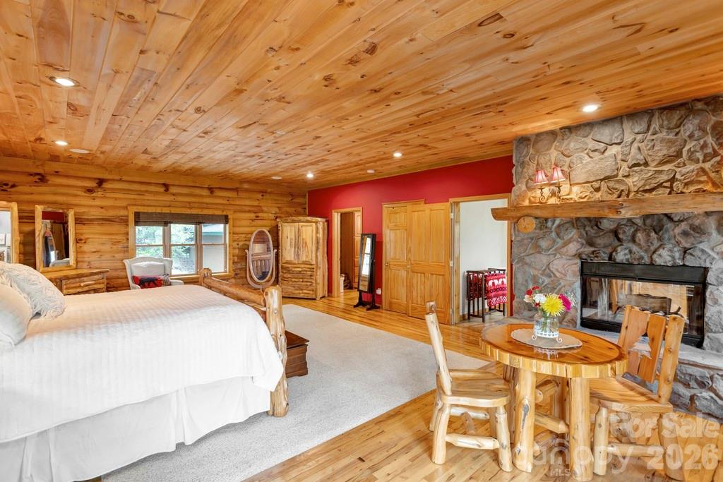 35 Falcon Crest Loop Maggie Valley NC 28751