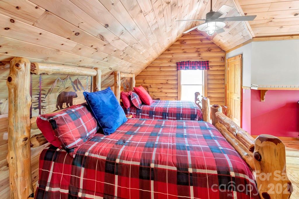 35 Falcon Crest Loop Maggie Valley NC 28751