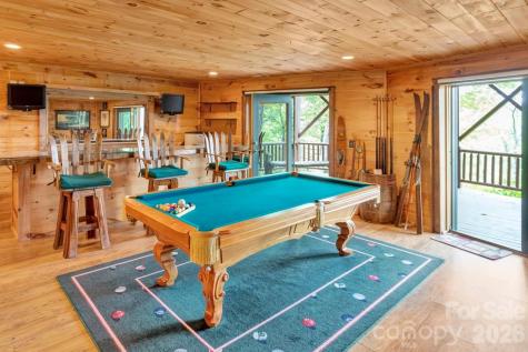 35 Falcon Crest Loop Maggie Valley NC 28751