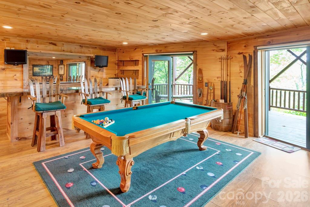 35 Falcon Crest Loop Maggie Valley NC 28751