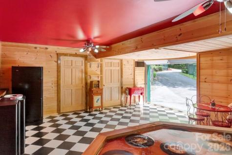 35 Falcon Crest Loop Maggie Valley NC 28751