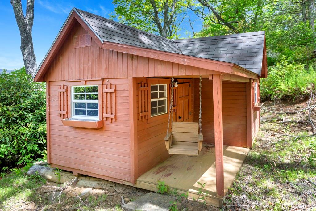 35 Falcon Crest Loop Maggie Valley NC 28751
