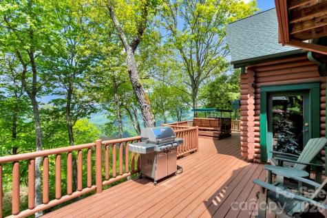 35 Falcon Crest Loop Maggie Valley NC 28751