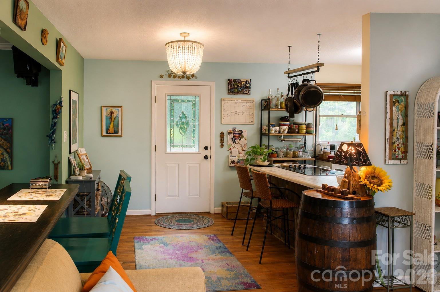 1122 Zion Court Charlotte NC 28209