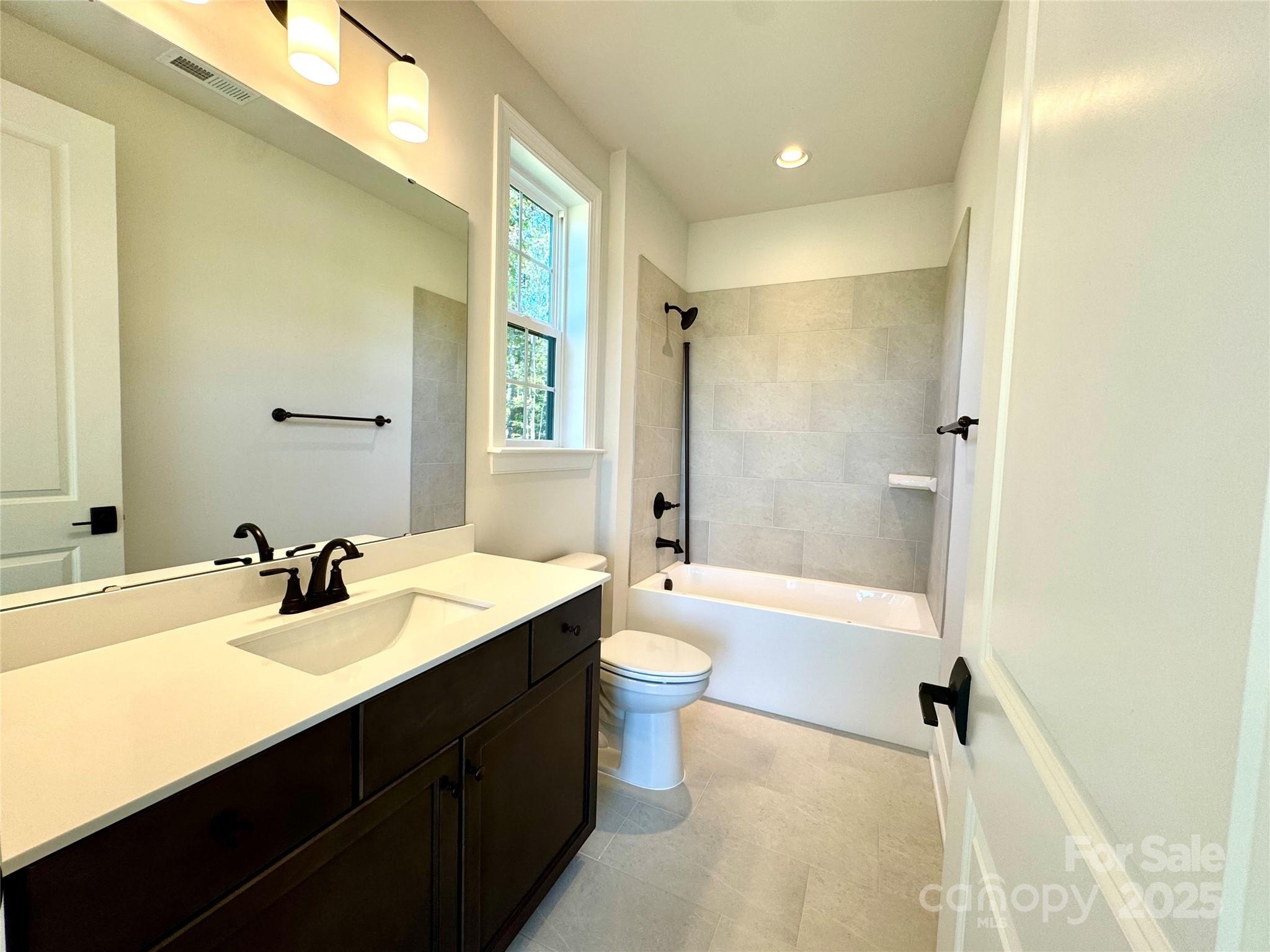 125 Crestview Lane Troutman NC 28166