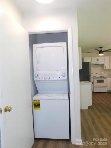 125 Fulton Drive Hendersonville NC 28792