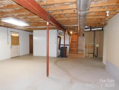 125 Fulton Drive Hendersonville NC 28792