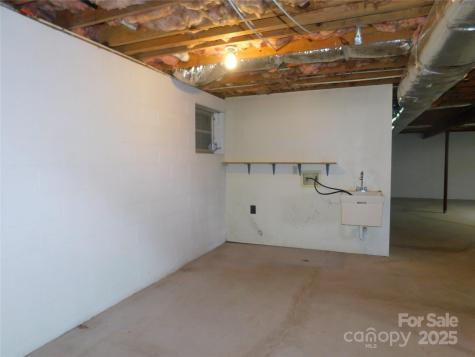 125 Fulton Drive Hendersonville NC 28792